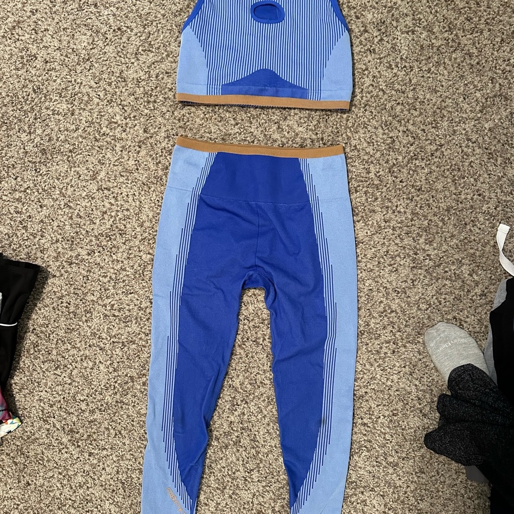Fabletics Blue and Tan Workout Set
